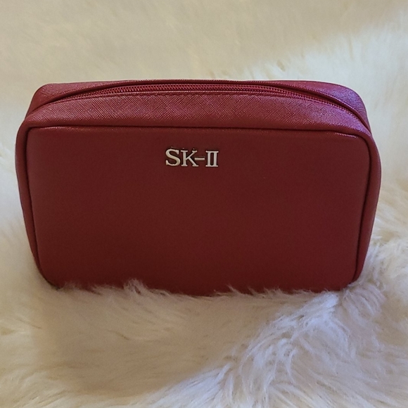 ⭕️5/$25⭕️ Like New! SK-11 Cosmetic Pouch - Picture 3 of 12